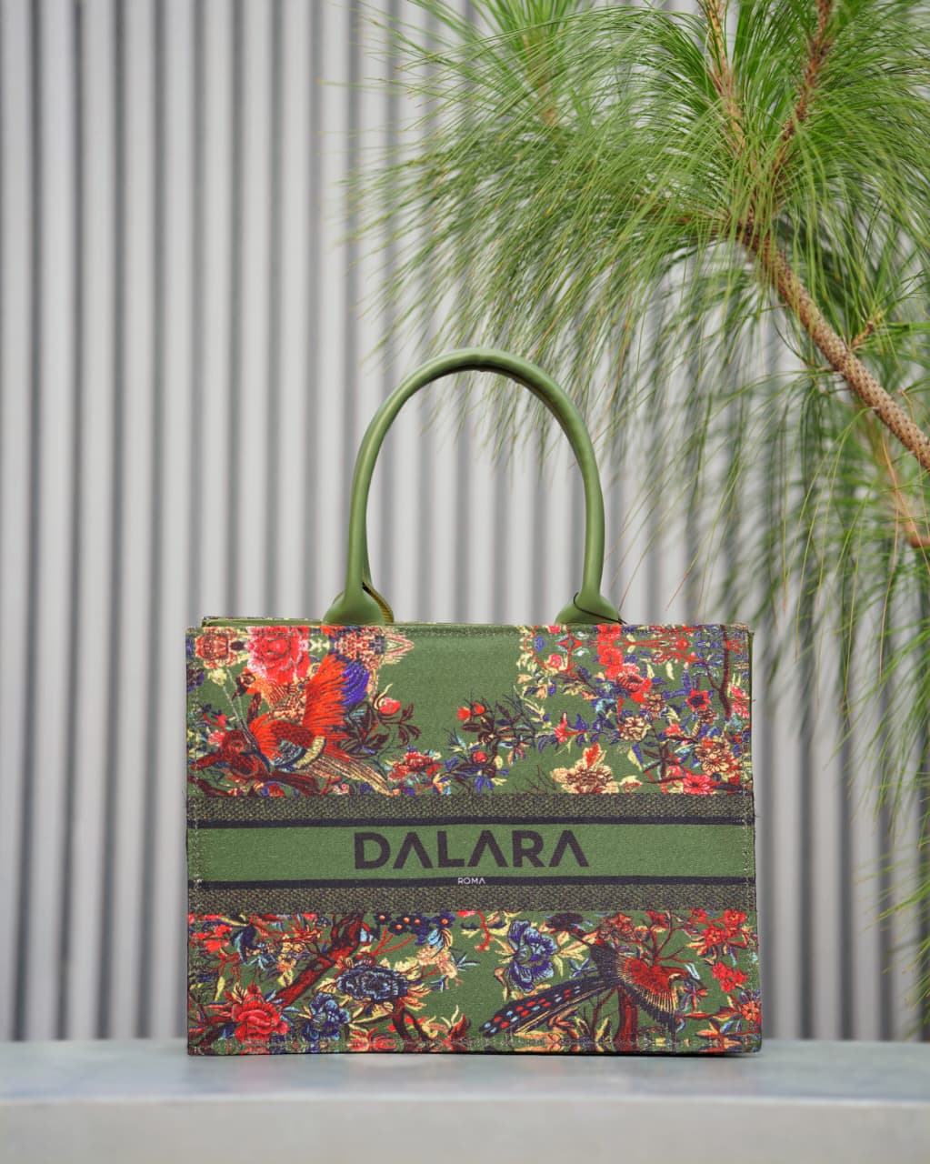 DALARA  PRINT TOTE BAG