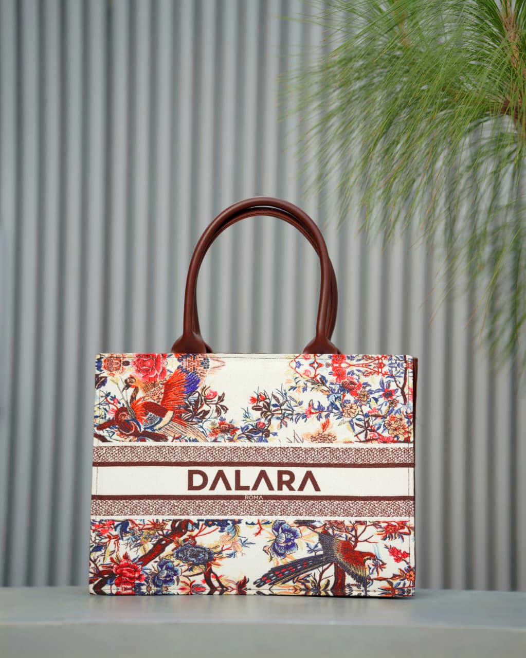 DALARA  PRINT TOTE BAG
