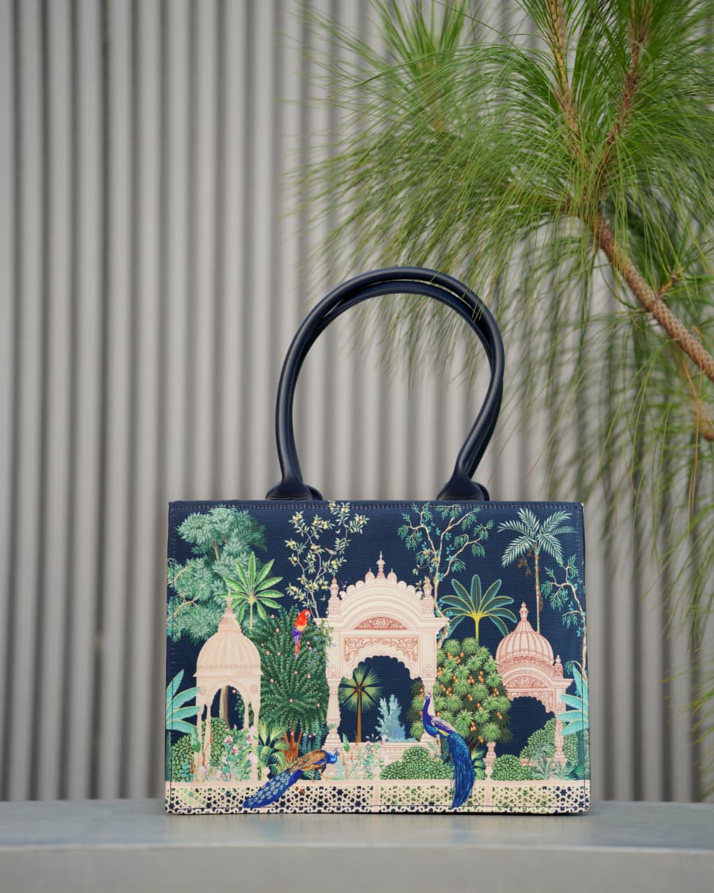 PRINT TOTE BAG